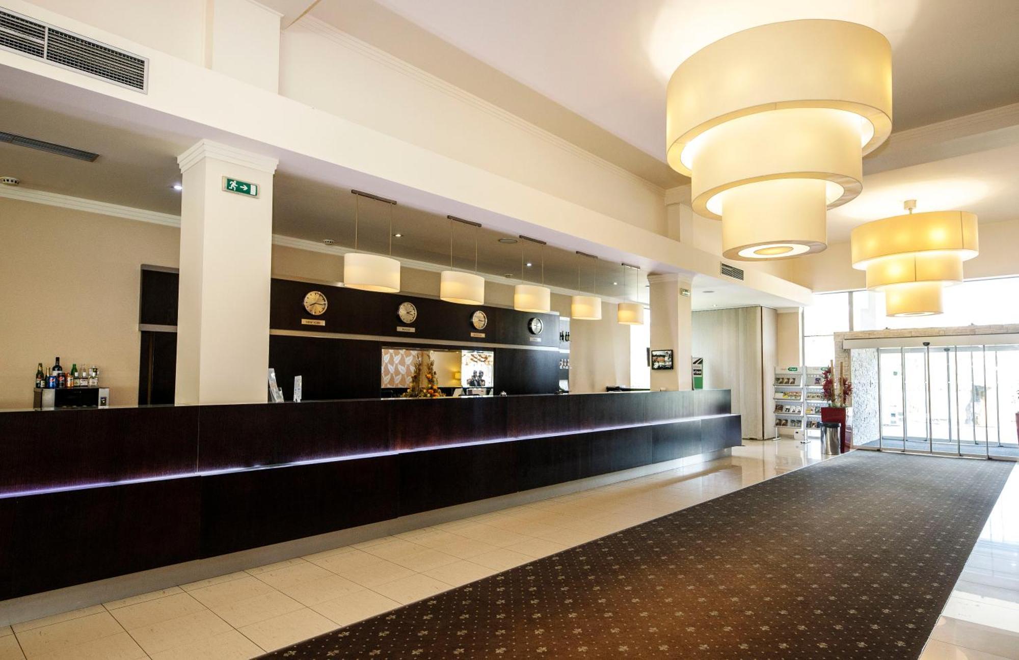 Parkhotel Congress Center Готель Плзень